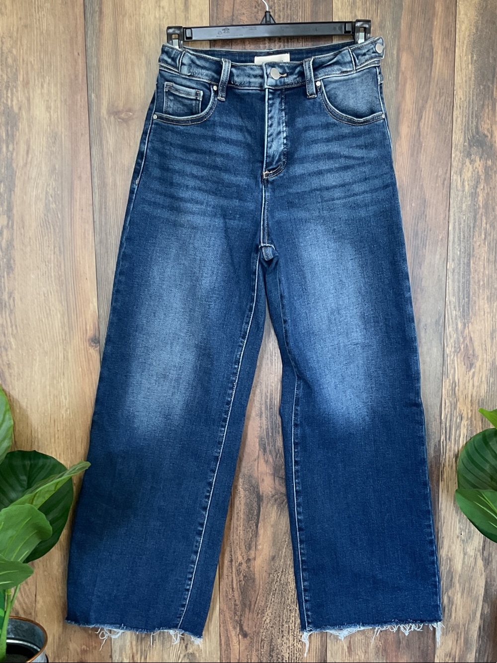 Risen Jeans Cropped Wide Leg Tummy Control Adjustable Waistband Jeans 3/26 429B